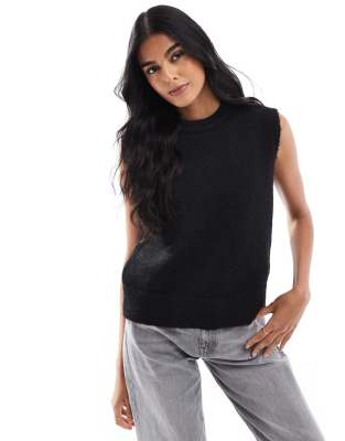 ASOS DESIGN – Svart, fluffig, stickad topp i ylleblandning - view 1