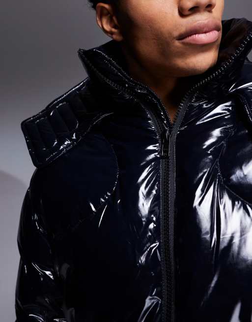ASOS DESIGN – Svart glansig pufferjacka, 3 av 4