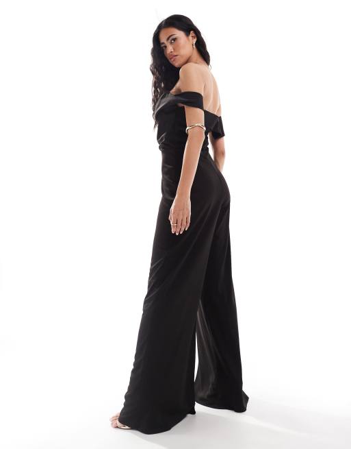 ASOS DESIGN – Svart jumpsuit i off shoulder-modell med strukturerad halsringning, 3 av 4