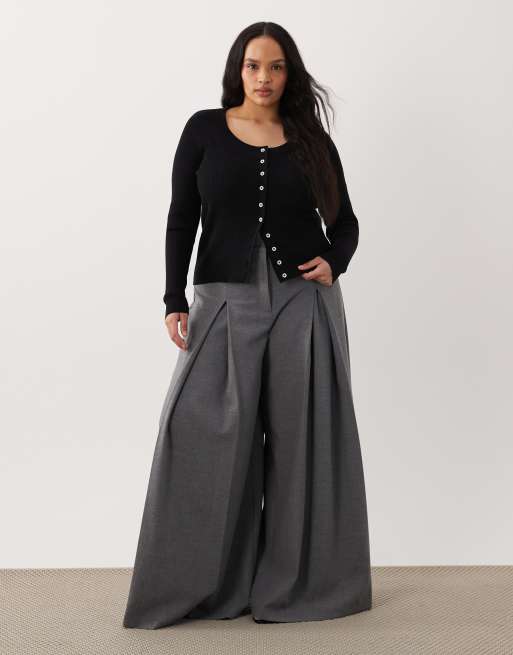 ASOS DESIGN – Svart kofta med vid, djup ringning och kontrastfärgade knappar i bomullsmix, 2 av 4