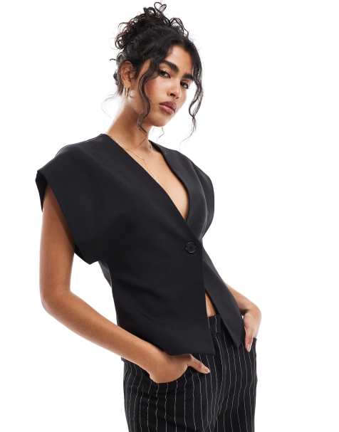 ASOS DESIGN – Svart kostymväst med omlottdesign - view 1