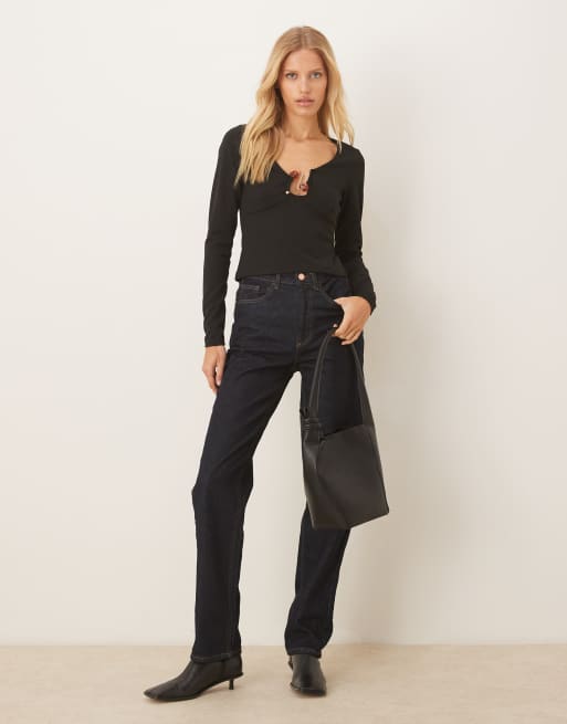 ASOS DESIGN – Svart, långärmad topp i scubaliknande tyg med pärldetalj, 4 av 4