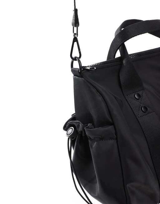 ASOS DESIGN – Svart liten bag med rynkade fack, 4 av 4