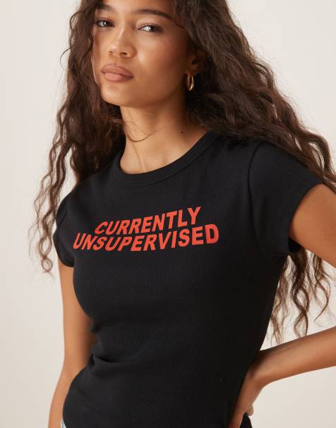 ASOS DESIGN – Svart, liten T-shirt med Unsupervised-text - view 1