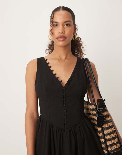 ASOS DESIGN – Svart maxiklänning med v-ringning, knäppning och sänkt midja, 2 av 4