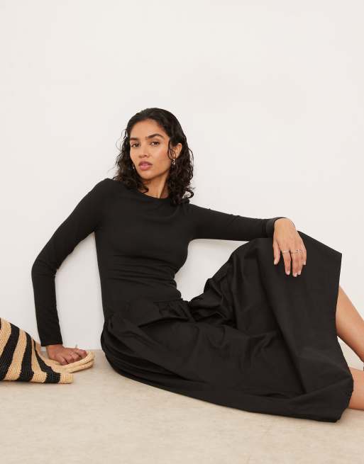 ASOS Design – Svart midiklänning i hybridmodell med lång ärm och urringad rygg, 2 av 4