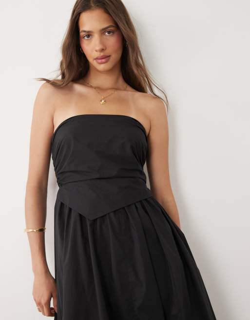 ASOS DESIGN – Svart midiklänning med bandeau-ringning och rynkning, 2 av 4