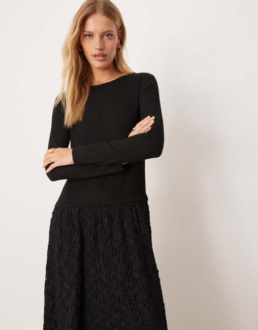 ASOS DESIGN – Svart midiklänning med bardotringning, långa ärmar och spetskjol, 2 av 4