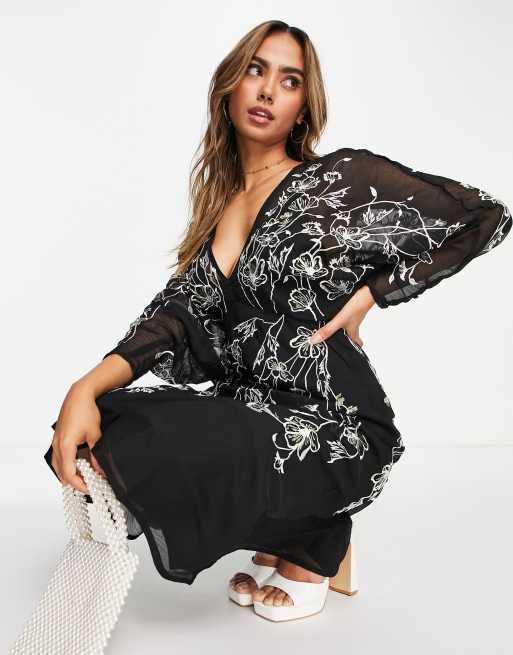 ASOS DESIGN – Svart midiklänning med blommiga broderier och pingvinärmar, 3 av 4