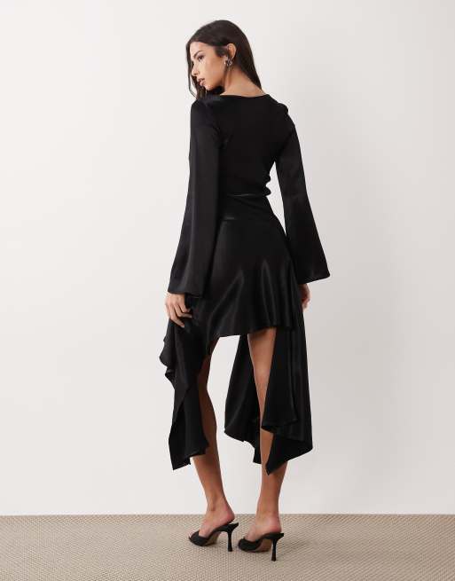 ASOS DESIGN – Svart miniklänning med pingvinärmar och båtringning, 4 av 4