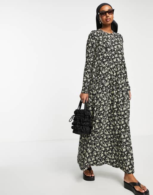 ASOS DESIGN – Svart och gul maxiklänning i smockad design med blommönster