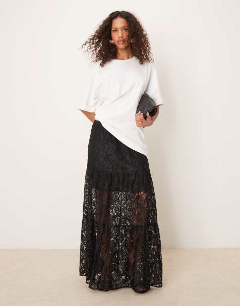 ASOS DESIGN – Svart, panelsydd maxikjol i spets med foder - view 1