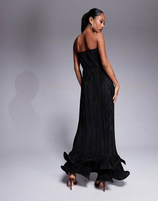 ASOS DESIGN – Svart, plisserad maxiklänning med bandeau-ringning och dramatiskt rullad fåll, 2 av 4