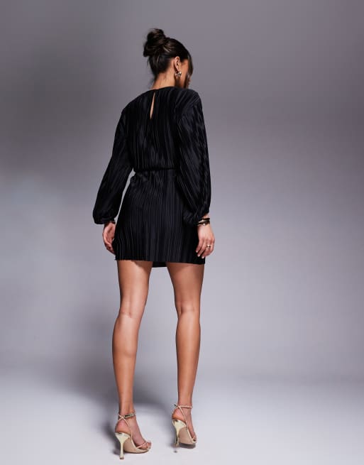 ASOS DESIGN – Svart, plisserad miniklänning med blusärmar och markerad midja, 3 av 4