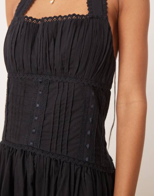 ASOS DESIGN – Svart prärieklänning med spets, stråveck och halterneck, 3 av 4