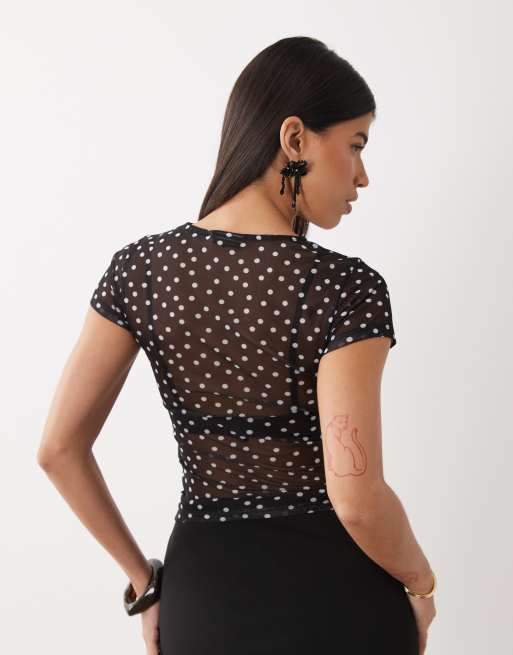ASOS DESIGN – Svart, prickig, krympt t-shirt i skir mesh, 4 av 4