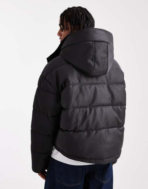 ASOS DESIGN – Svart pufferjacka i oversize och läderimitation, 3 av 5
