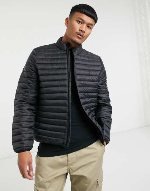 ASOS DESIGN – Svart quiltad pufferjacka med foder och ståkrage