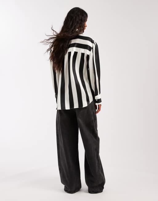 ASOS DESIGN – Svart randig satinskjorta i oversize, 4 av 4