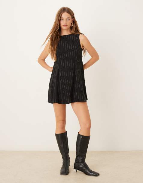 ASOS DESIGN – Svart, randig shiftklänning i minilängd och linnestil - view 1