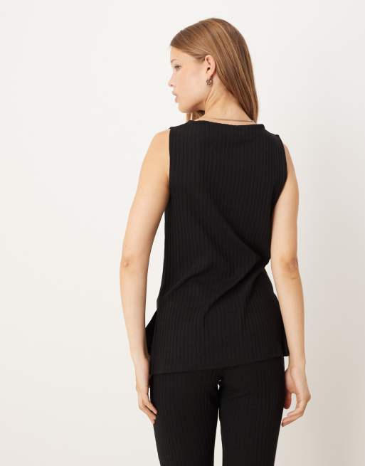 ASOS DESIGN – Svart, ribbad och ärmlös topp i lång modell med båtringning, del av set, 3 av 4