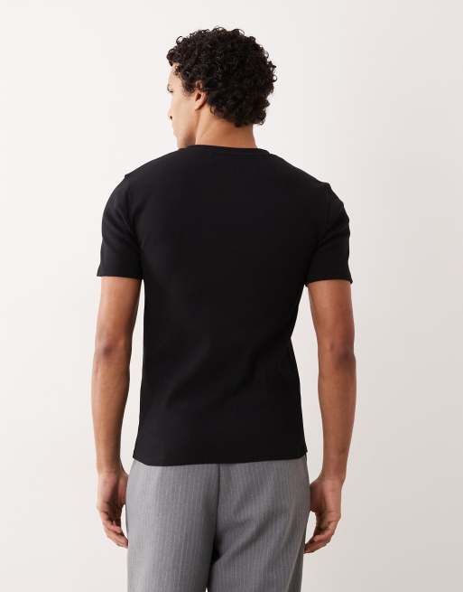 ASOS DESIGN – Svart, ribbad t-shirt i muscle fit och v-ringning, 3 av 5