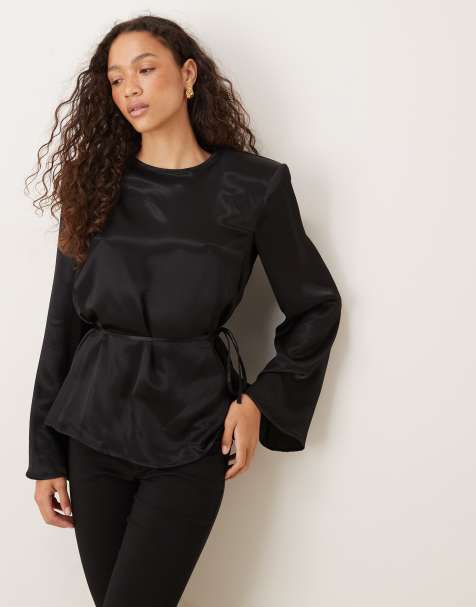 ASOS Design – Svart satintopp med blusärmar, knytning i midjan och axelvaddar - view 1