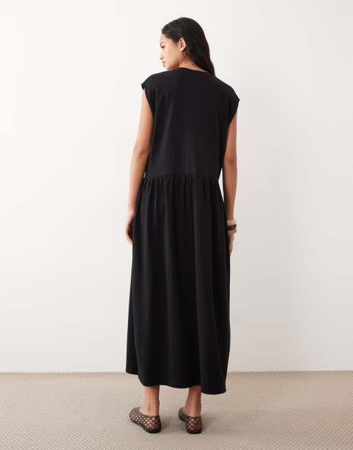 ASOS DESIGN – Svart smockklänning i midilängd, 4 av 4