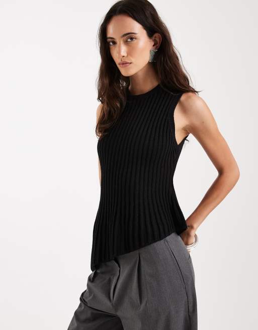 ASOS DESIGN – Svart, stickad, asymmetrisk topp med veck och markerad midja, 2 av 4