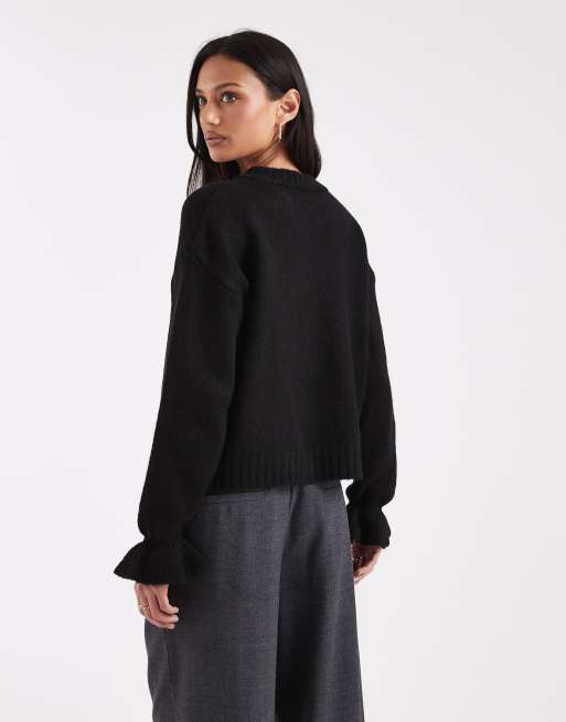 ASOS DESIGN – Svart, stickad kofta med guldfärgade knappar, 3 av 4