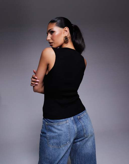 ASOS DESIGN – Svart, stickad och strukturerad topp med guldfärgad metallring, 3 av 4