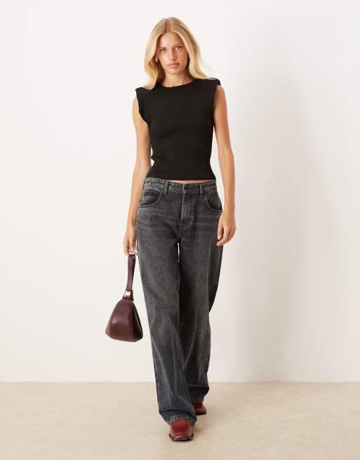 ASOS DESIGN – Svart, stickat sportlinne med axelvaddar, 2 av 4