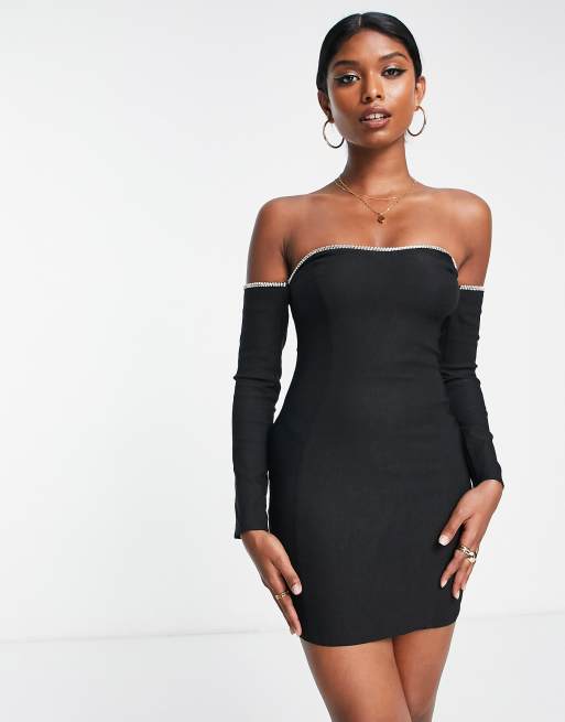 ASOS DESIGN – Svart strukturerad miniklänning med strassdetaljer och singoallaringning, 4 av 4