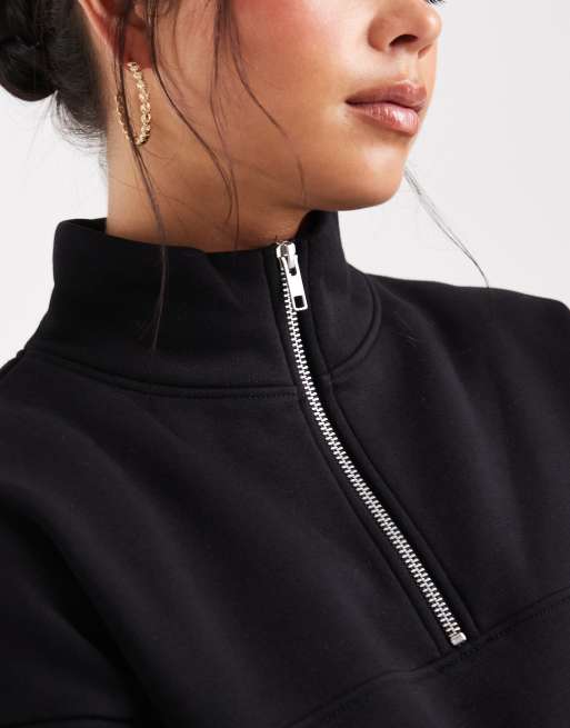ASOS DESIGN – Svart, sweatshirt med dragkedja vid halsen och borstad insida, 2 av 4
