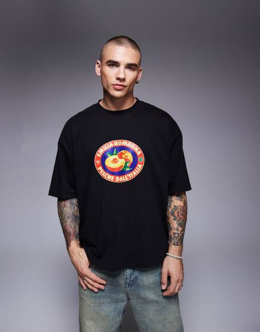 ASOS DESIGN – Svart t-shirt i oversize med boxig passform och frukttryck, 3 av 4