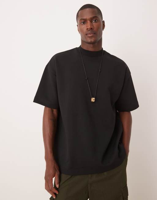 ASOS DESIGN – Svart t-shirt i oversize med sänkt axelsöm, hög krage och interlocksömmar