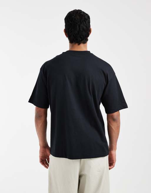 ASOS DESIGN – Svart t-shirt i oversized fit med fotbollstryck, 5 av 5