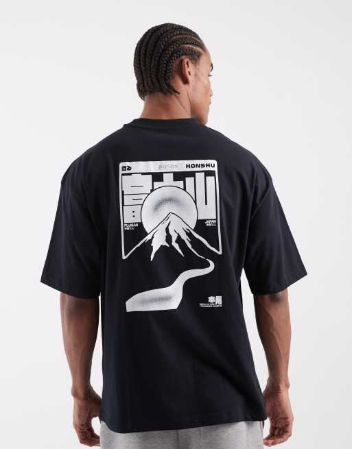 ASOS DESIGN – Svart t-shirt i oversized fit med Honshu-bergstryck, 4 av 5