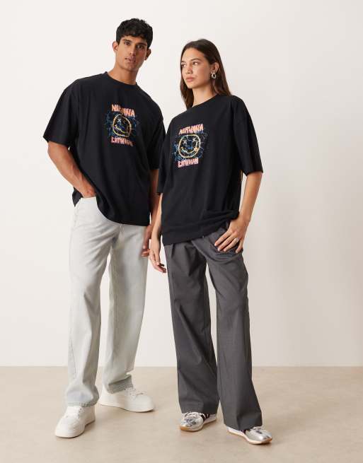 ASOS DESIGN – Svart t-shirt i unisex-modell och oversize med boxig passform och stort Nirvana-tryck, 4 av 4