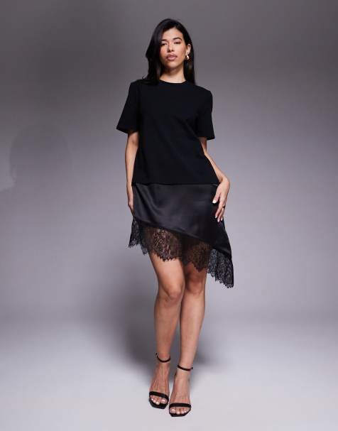 ASOS DESIGN – Svart t-shirtklänning i minilängd med spetsfåll i hybrid-modell - view 1