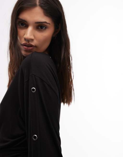 ASOS DESIGN – Svart topp med långa ärmar, ryschade band och nitar, 4 av 4