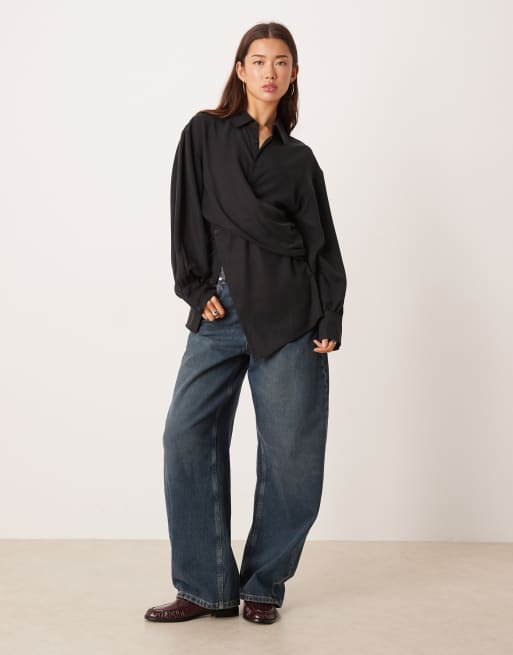 ASOS DESIGN – Svart, tvättad skjorta med omlottdesign och markerad midja, 3 av 4