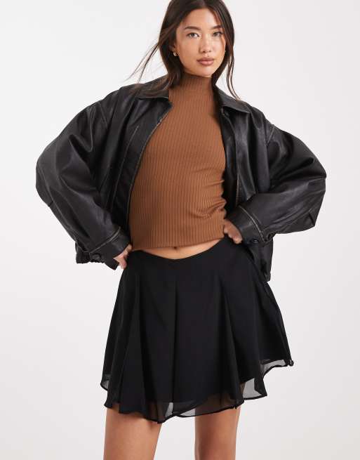 ASOS DESIGN – Svart, utsvängd minikjol i chiffong, 4 av 5