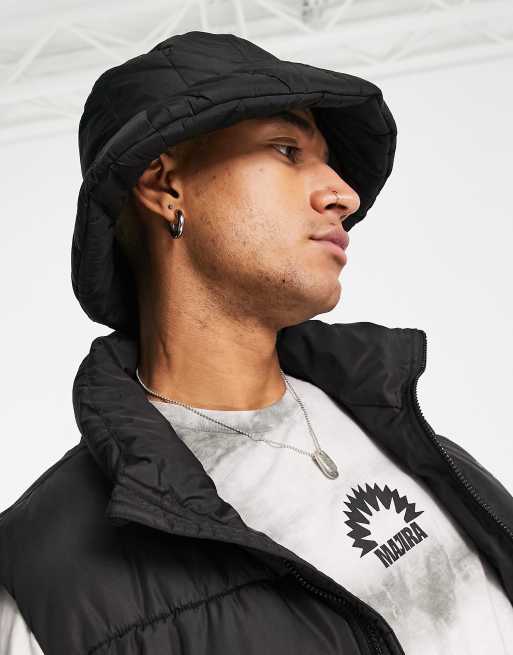ASOS DESIGN – Svart, vadderad solhatt