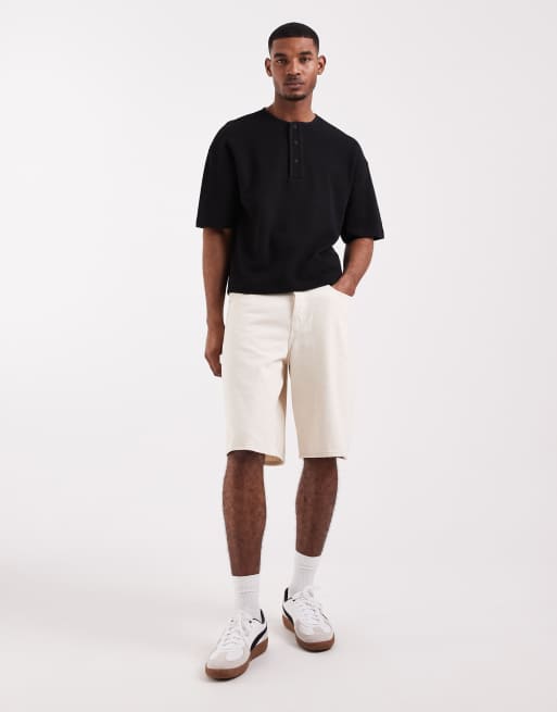 ASOS DESIGN – Svart, våfflad t-shirt med boxig oversize-passform och henleykrage, 2 av 5