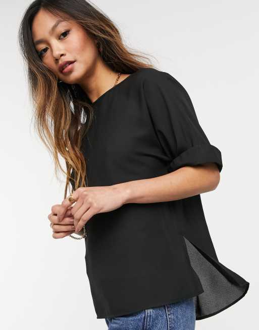 ASOS DESIGN – Svart, vävd t-shirt i oversize-modell med uppvikt ärm