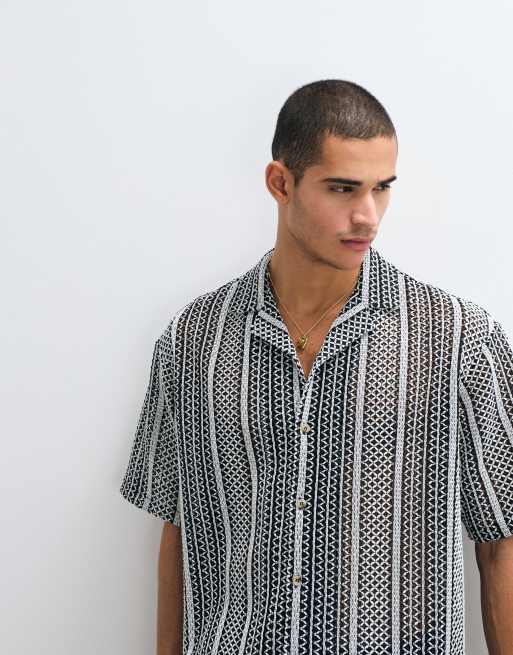ASOS DESIGN – Svart, virkad skjorta i boxig, oversized fit med platt krage, 2 av 5