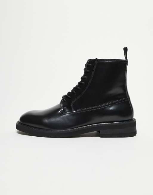 ASOS DESIGN – Svarta boots med snörning och mönstrad sula i läder, 3 av 3