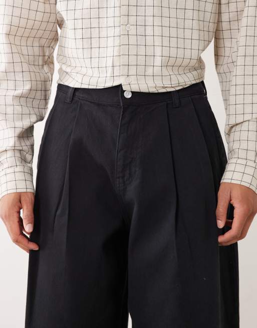 ASOS DESIGN – Svarta byxor med barrelben och veck, 4 av 5