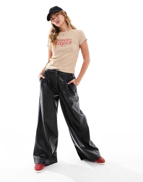 ASOS DESIGN – Svarta byxor med veck i läderimitation - view 1
